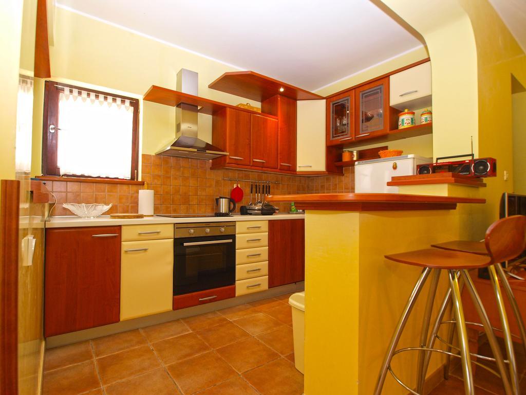 Apartment Puzar 389 Pula Buitenkant foto