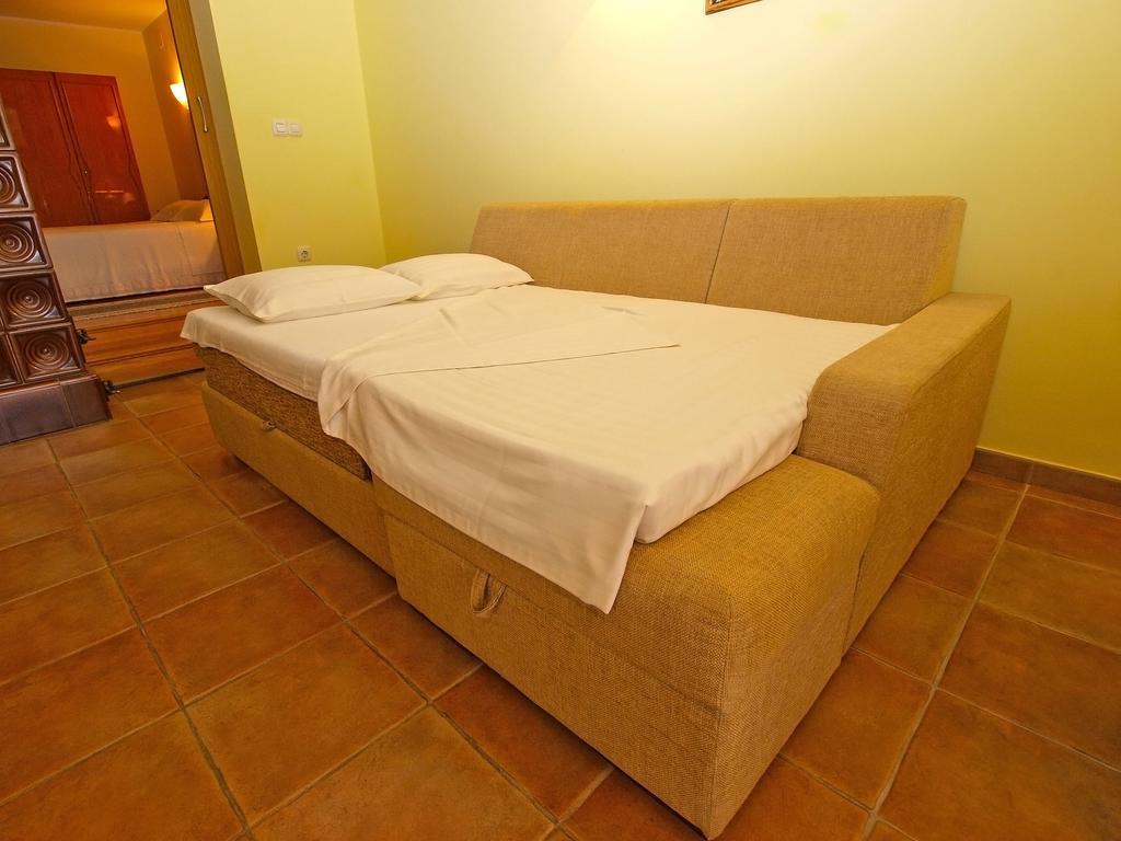 Apartment Puzar 389 Pula Buitenkant foto