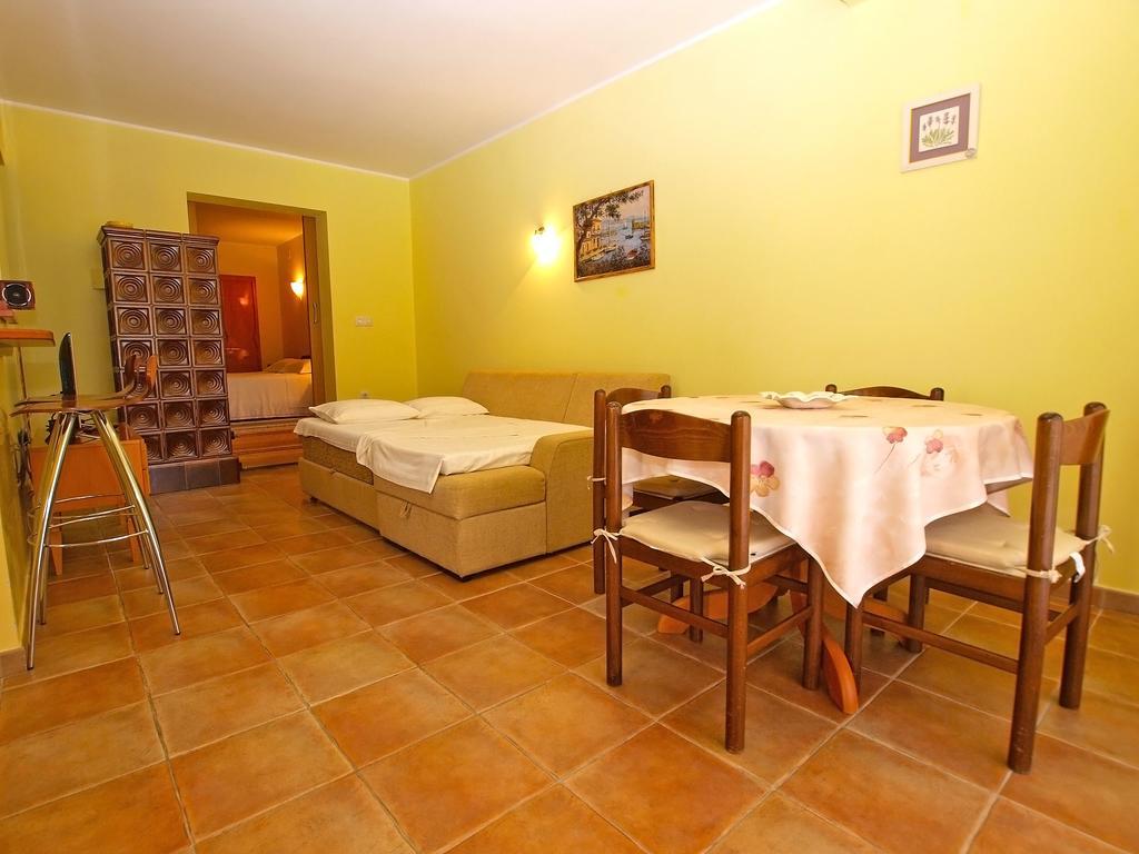 Apartment Puzar 389 Pula Buitenkant foto